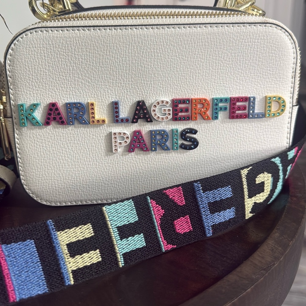 Karl Lagerfeld Paris Simone Camera Multicolor Logo White/stones Cross LHOE07BI